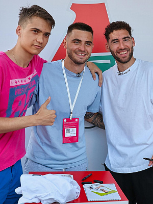 «Локо» на VK Fest: Тикнизян и Ненахов | VLOG